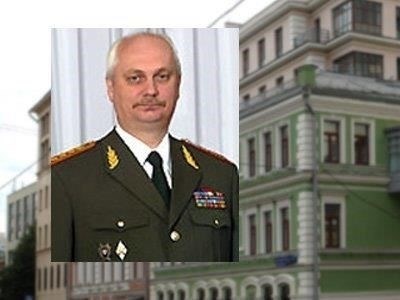 Где и как солдат срочной службы с высшим образованием может получить офицерское звание?