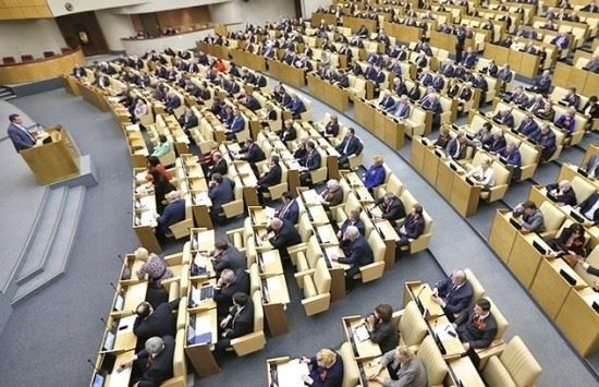 Преимущества и недостатки государственной службы