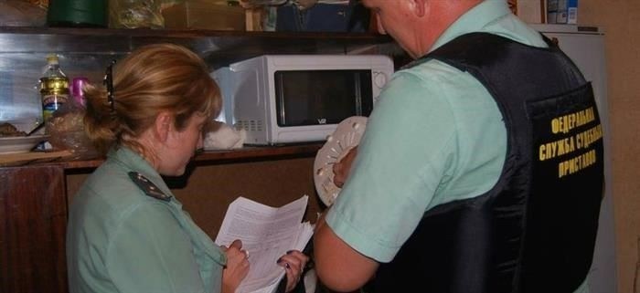 Что делать, если вас вызвал судебный пристав-исполнитель?