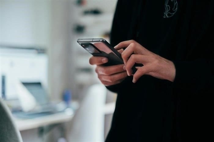 Заполняйте правильные формы для исправления личной информации