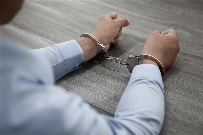 Побои в групповом контексте и их последствия