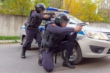 Когда наш полицейский будет иметь право стрелять первым?