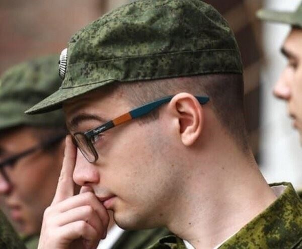 Влияет ли астигматизм на боевые или пилотные роли?