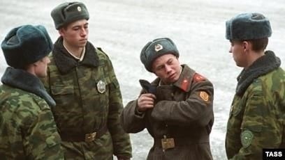 Переход от длительной службы к годичному сроку