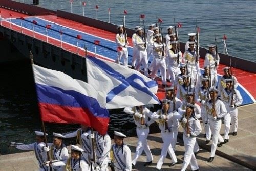 Отличительные особенности военно-морских знаков отличия