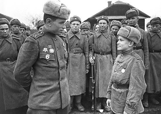 Материал и конструкция наплечных знаков различия в раннюю советскую эпоху