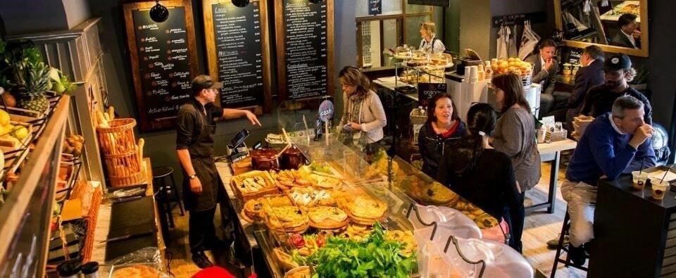 Продукты питания и напитки: Новые тенденции в сфере Fast Casual и здорового питания