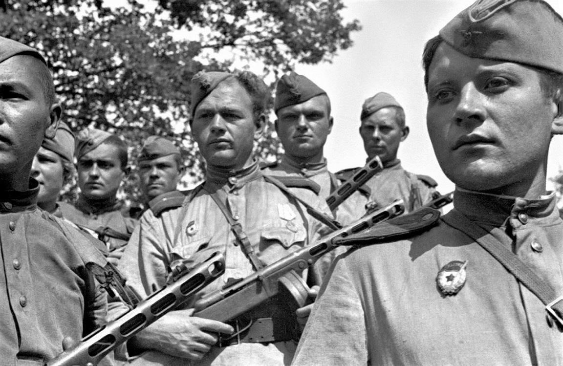 Шаги по поиску наград участников военно-правовых исследований в архивах