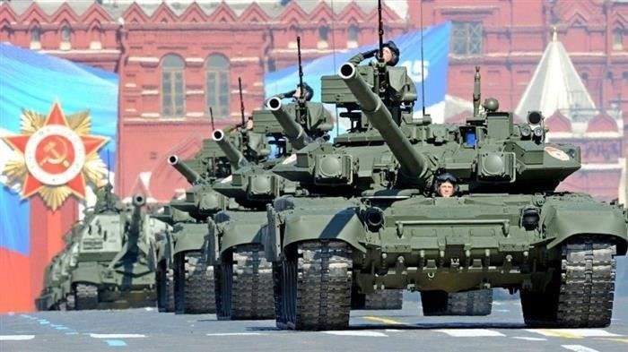 Роды войск: Сухопутные войска, Военно-морской флот, Военно-воздушные силы и Ракетные войска стратегического назначения