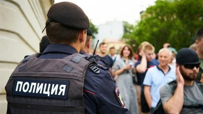 Как формируется зарплата сотрудника полиции