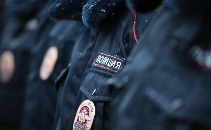 Последние рекомендации правительства относительно поездок полицейских в условиях пандемии