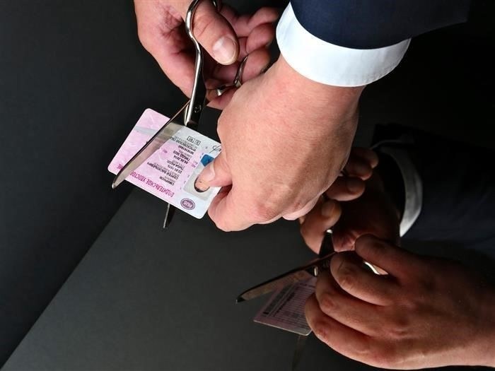 Что приводит к лишению водительских прав в 2025 году